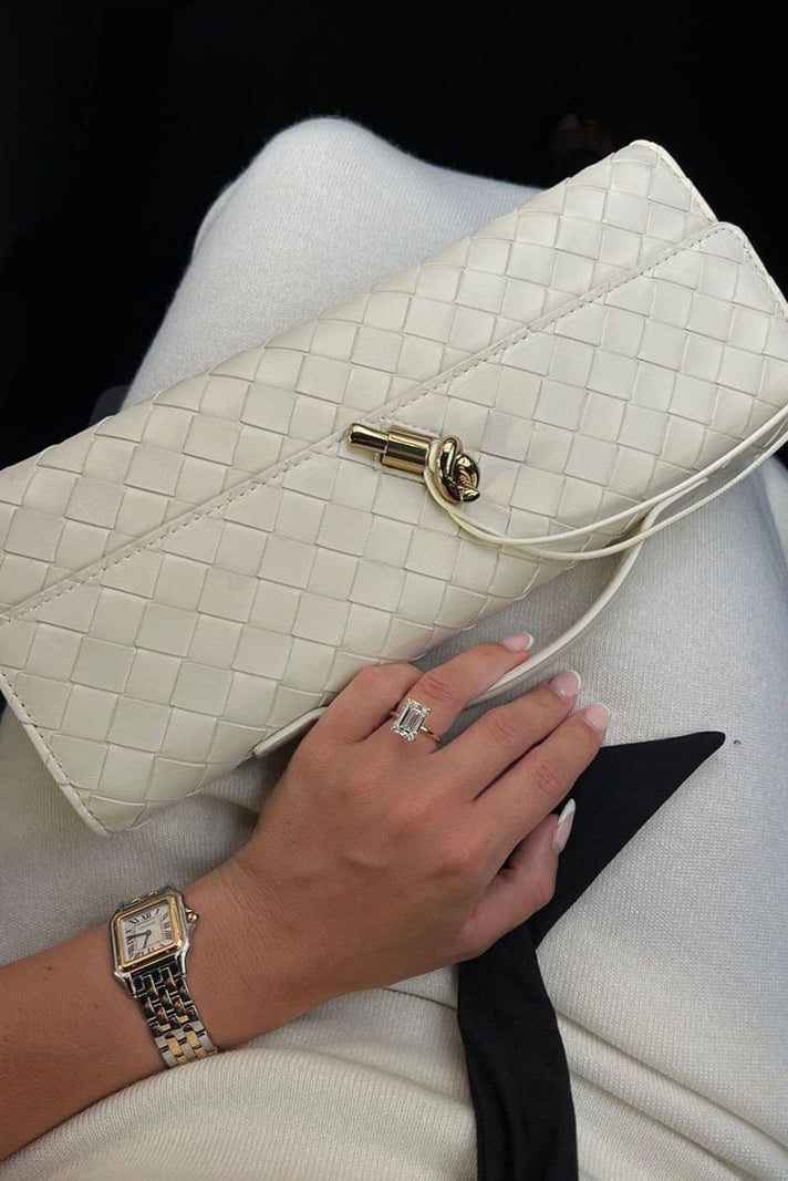 MELANIE | Geantă clutch cu nod auriu