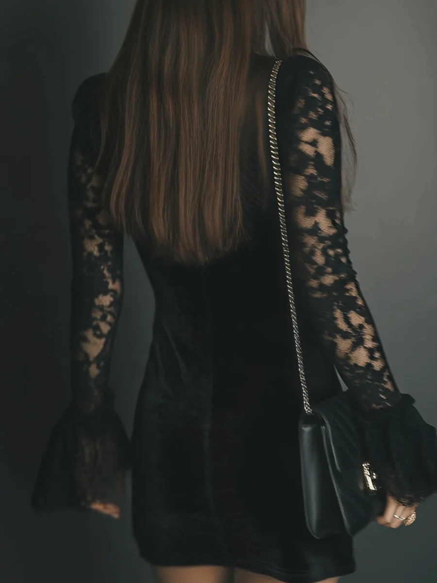 EFTALIA | Rochie mini din catifea cu dantelă
